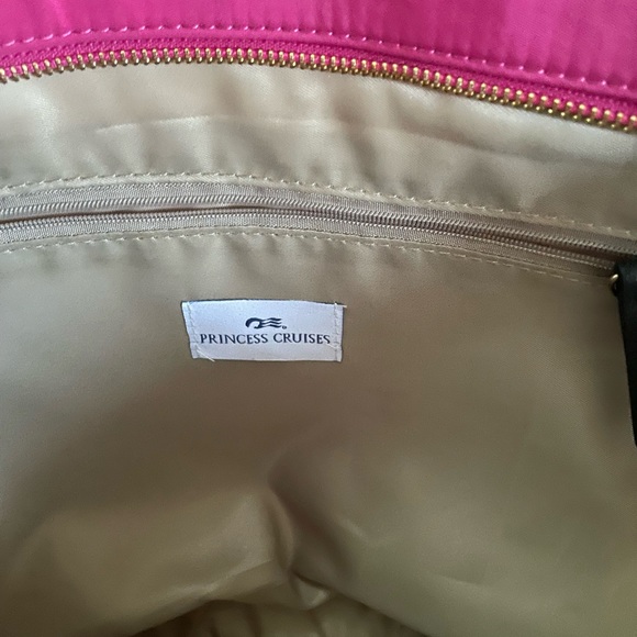 Princess Cruises hot-pink handbag - Picture 7 of 12